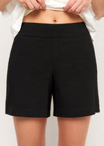 Lily black Short