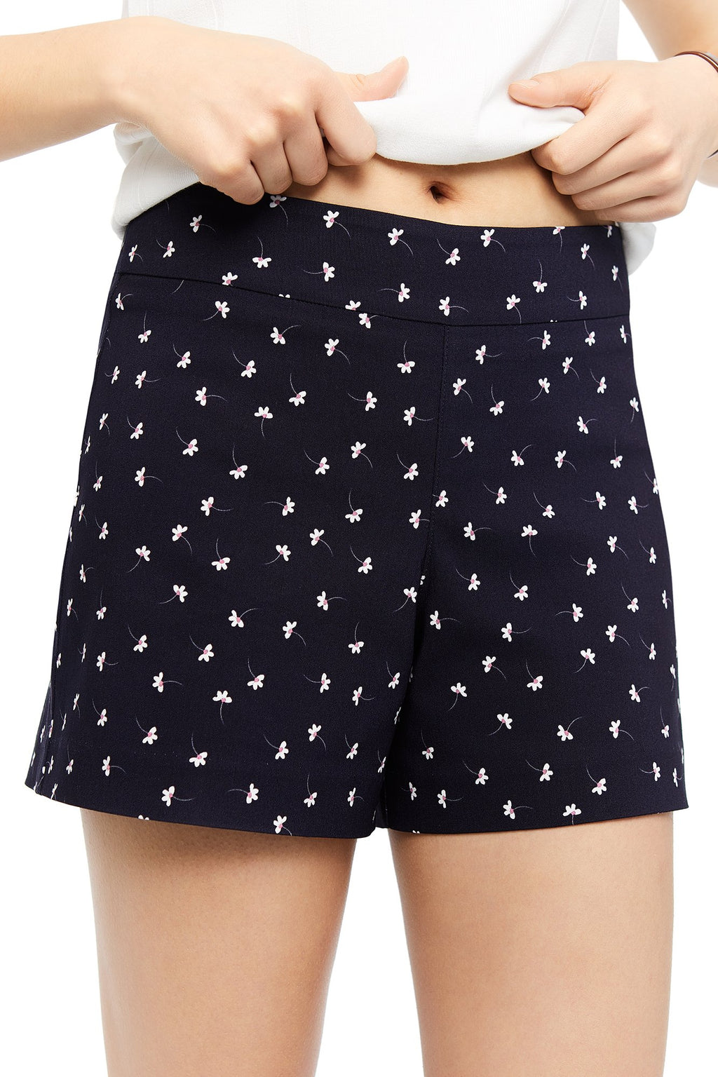 Lily Ditsy Flower Short